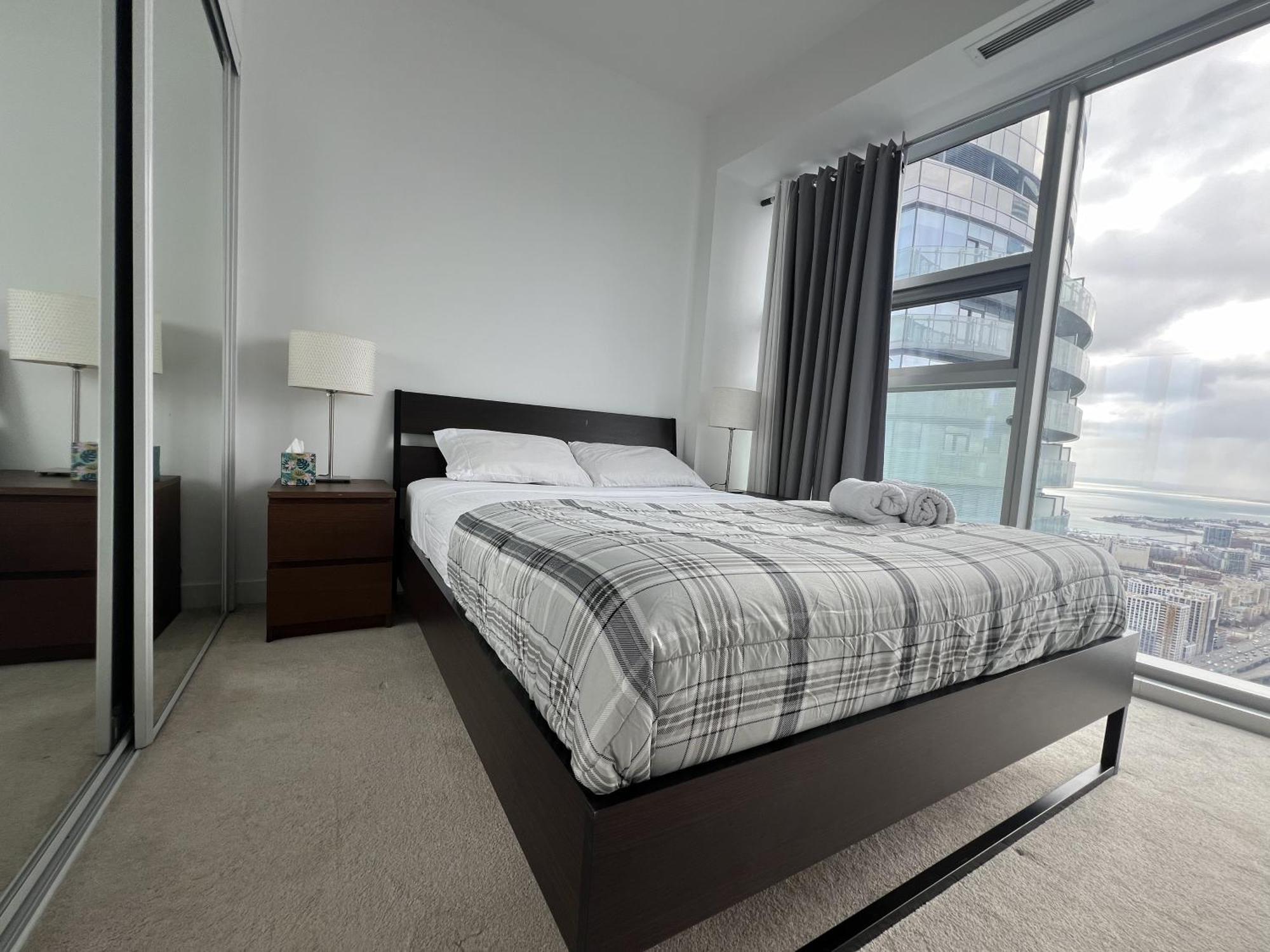 Grand Royal Suites Toronto Exteriér fotografie